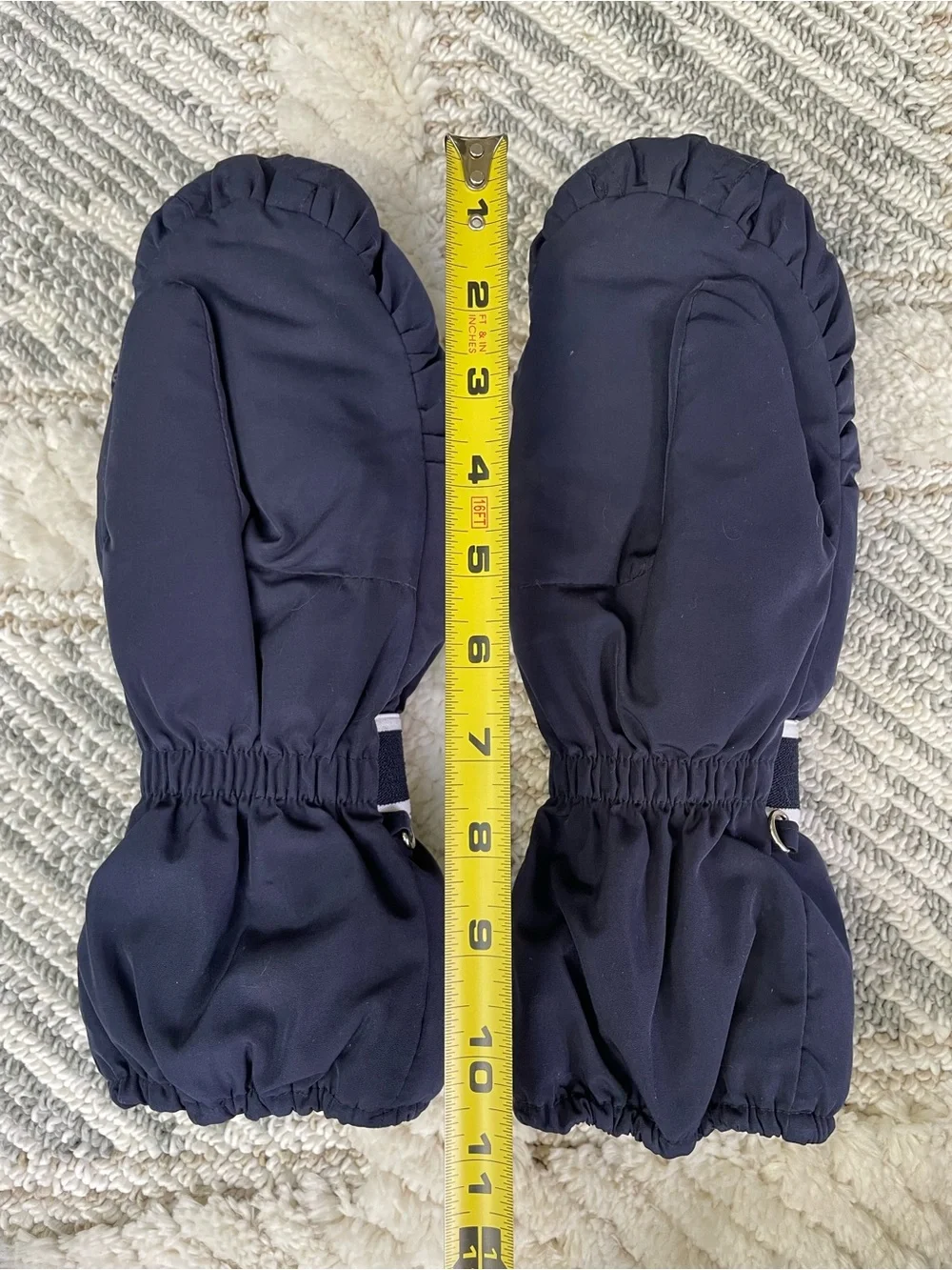 The Company Store -  Navy Insulated Mittens with Elastic Strap - Size M